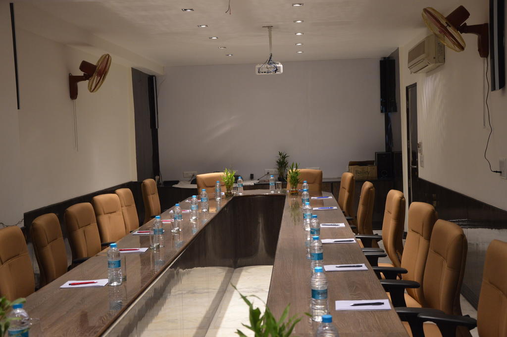 Hotel Arpit Palace Delhi  Exterior photo